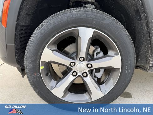 New 2026 Jeep Grand Cherokee Limited image 8