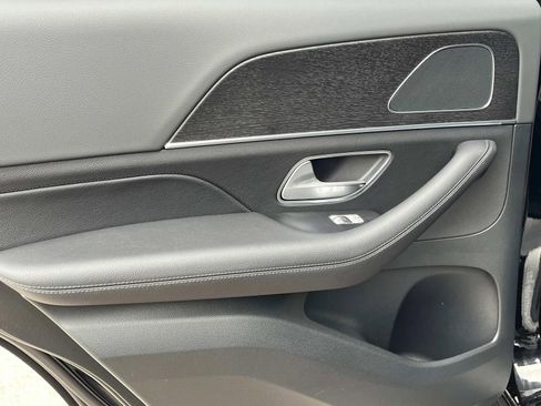 Used 2025 Mercedes-Benz GLE 350 4MATIC image 15