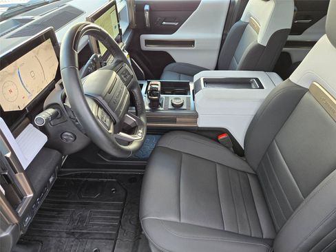 Used 2025 GMC Hummer EV 3X AWD/4WD image 11