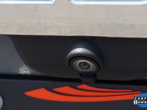 Used 2021 Ford Explorer XLT image 36