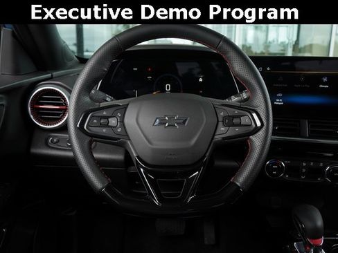 Used 2025 Chevrolet Trax RS w/ Driver Confidence Package image 20