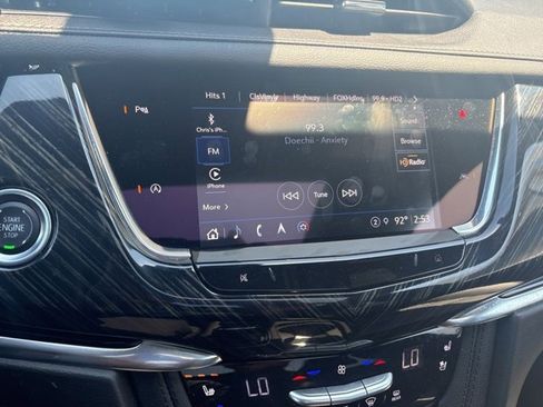 Certified 2025 Cadillac XT6 Premium Luxury image 30