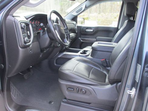 Used 2019 Chevrolet Silverado 1500 LTZ image 11