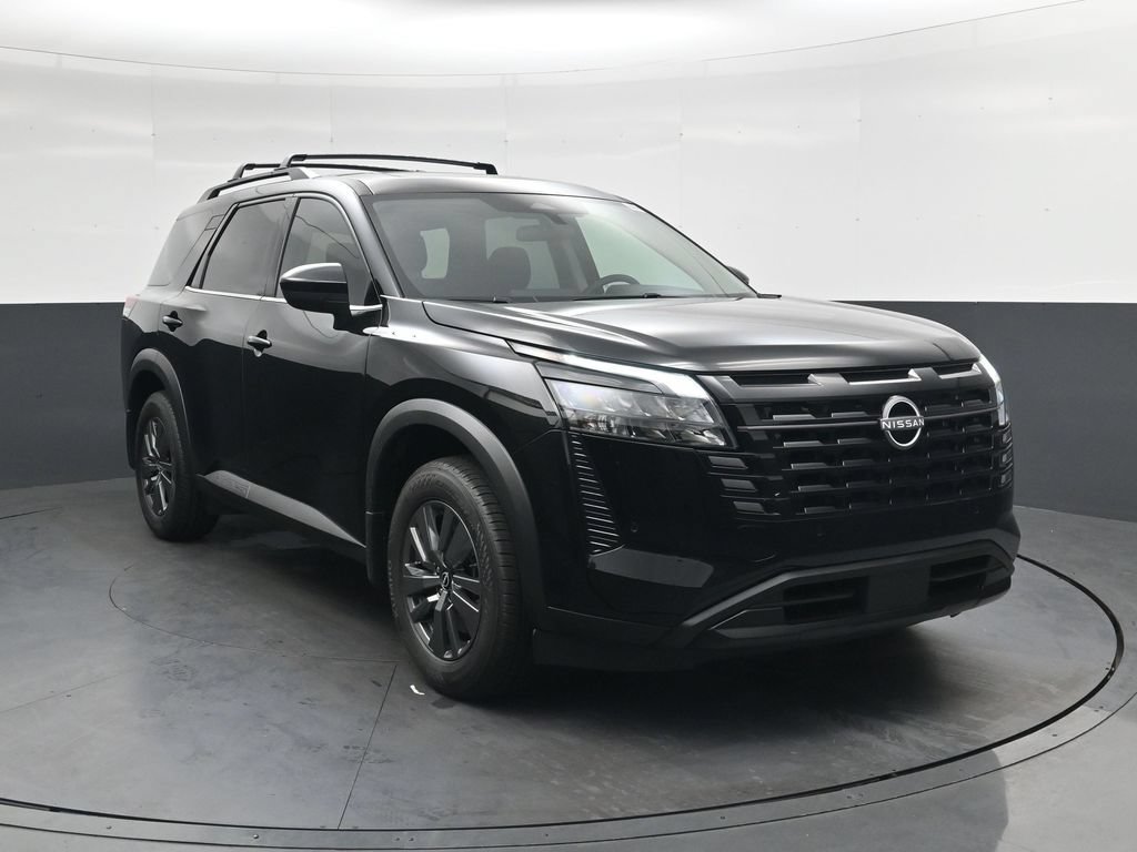 New 2026 Nissan Pathfinder SV w/ SV Premium Package FWD image 2