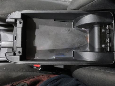 Used 2006 Chevrolet Cobalt LT w/ Preferred Equipment Group FWD image 22
