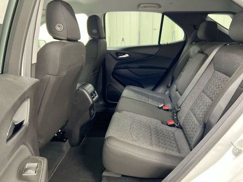 Used 2024 Chevrolet Equinox LT FWD image 22