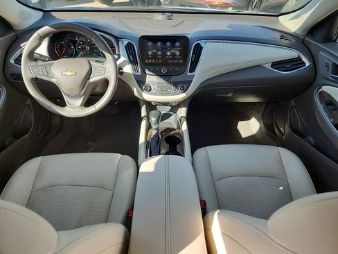 Used 2024 Chevrolet Malibu LT image 11