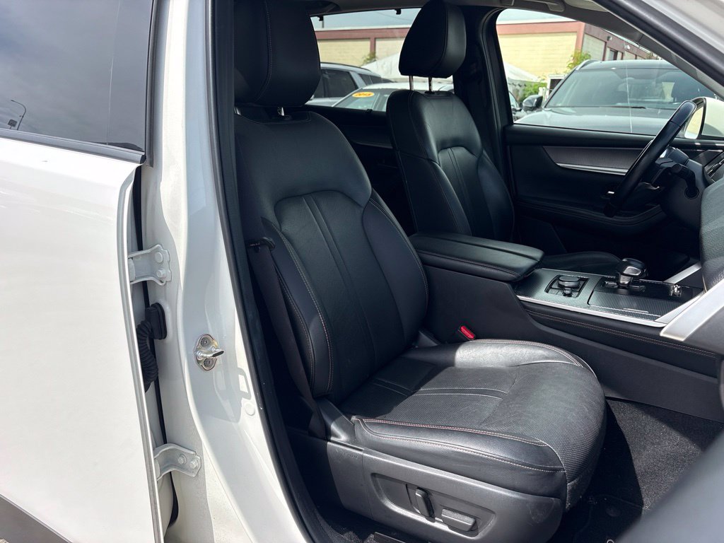 Used 2024 MAZDA CX-90 3.3 Turbo w/ Preferred Plus AWD/4WD image 22