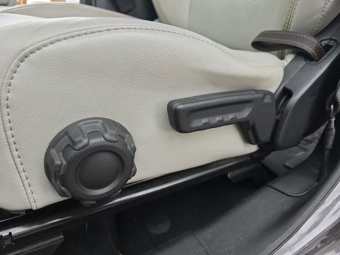 Used 2022 Jeep Gladiator Mojave w/ Dual Top Group AWD/4WD image 29