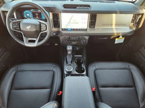 New 2025 Ford Bronco Outer Banks image 27