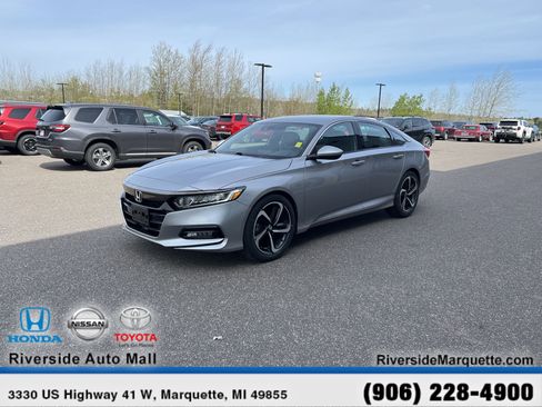 Used 2020 Honda Accord Sport image 3