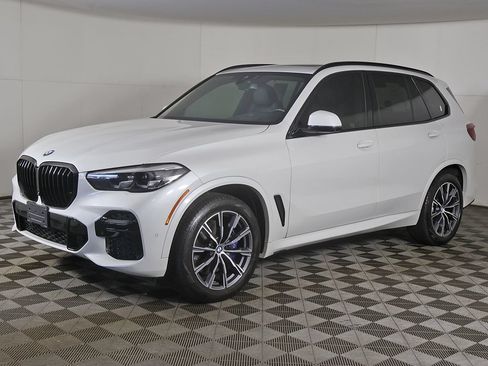 Used 2022 BMW X5 xDrive40i AWD/4WD image 11
