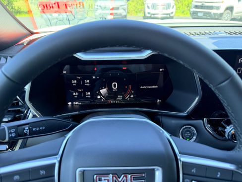 New 2026 GMC Canyon Elevation RWD image 13
