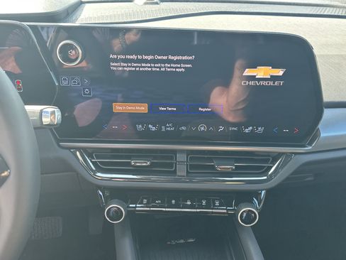 New 2026 Chevrolet Equinox EV RS image 15