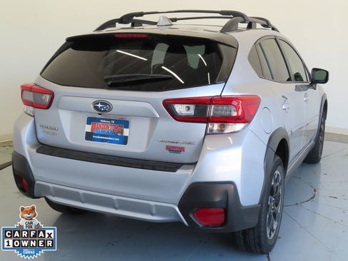 Used 2023 Subaru Crosstrek 2.0i Premium image 3