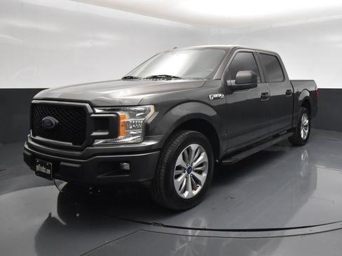 Used 2018 Ford F150 XL w/ Equipment Group 101A Mid RWD image 2