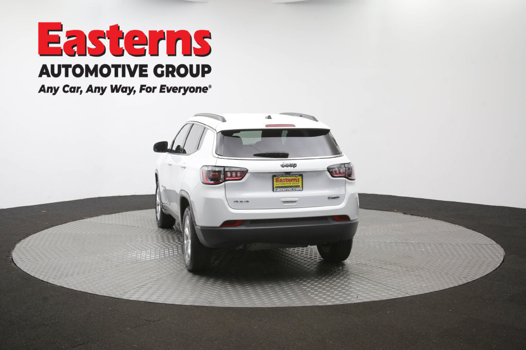 Used 2024 Jeep Compass Latitude AWD/4WD image 63