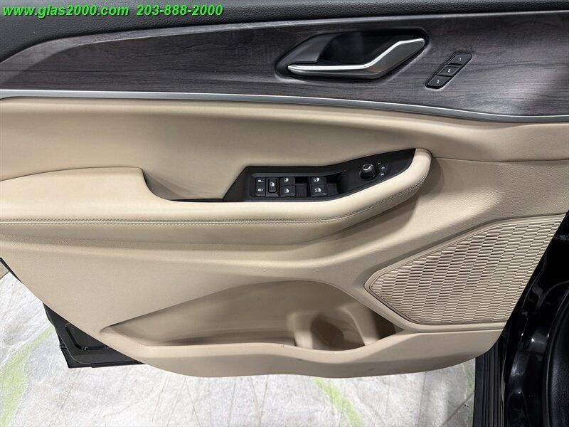 Used 2023 Jeep Grand Cherokee L Limited AWD/4WD image 18