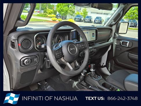Used 2026 Jeep Gladiator Rubicon AWD/4WD image 4