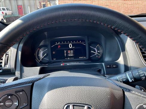 Used 2023 Honda Passport TrailSport image 19