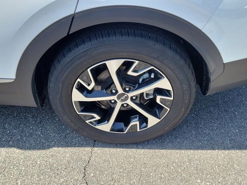 Used 2023 Kia Sportage EX FWD image 39