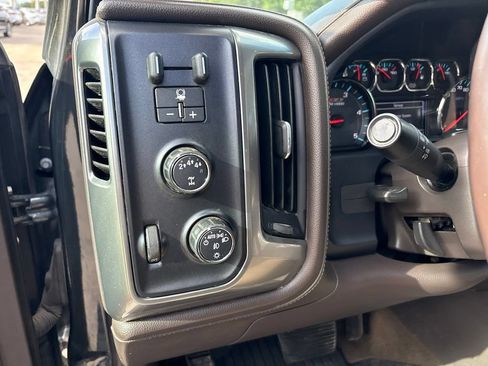 Used 2017 Chevrolet Silverado 2500 LTZ w/ Duramax Plus Package AWD/4WD image 12