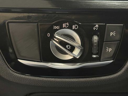 Used 2018 BMW M550i xDrive image 18