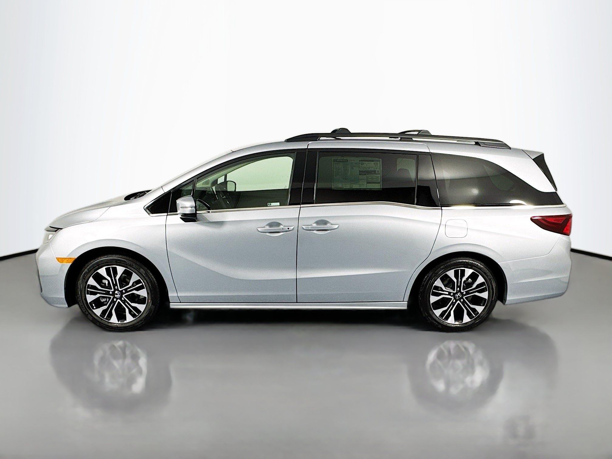 New 2026 Honda Odyssey Elite image 8