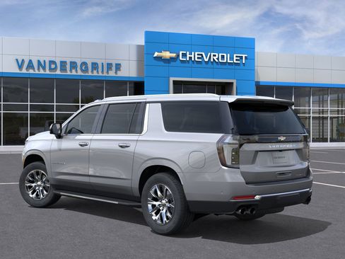 New 2026 Chevrolet Suburban Premier image 29