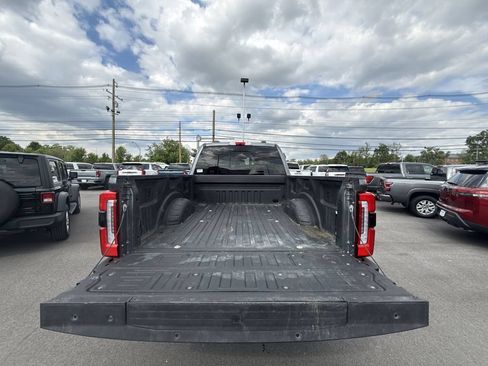Used 2024 Ford F250 Platinum AWD/4WD image 9