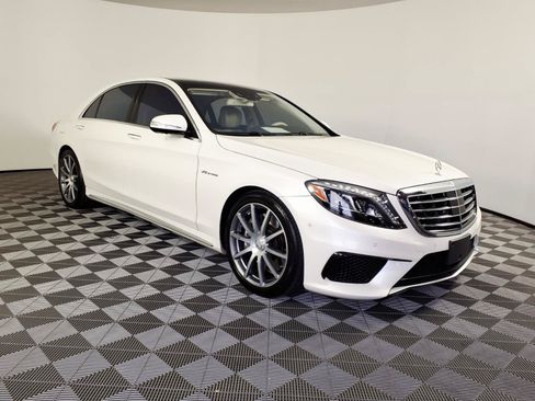 Used 2014 Mercedes-Benz S 63 AMG 4MATIC Sedan image 3