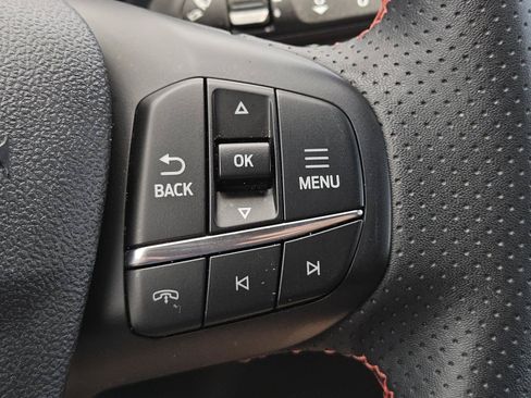 Used 2025 Ford Escape ST-Line AWD/4WD image 15