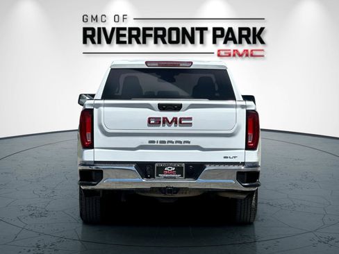 Used 2024 GMC Sierra 1500 SLT image 4