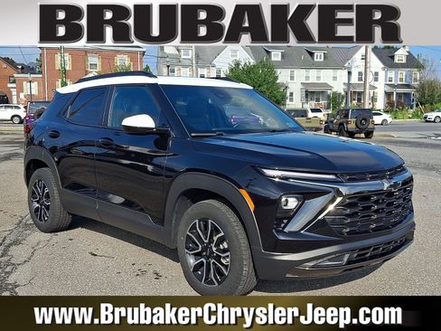 Used 2024 Chevrolet TrailBlazer ACTIV w/ Convenience Package AWD/4WD image 1
