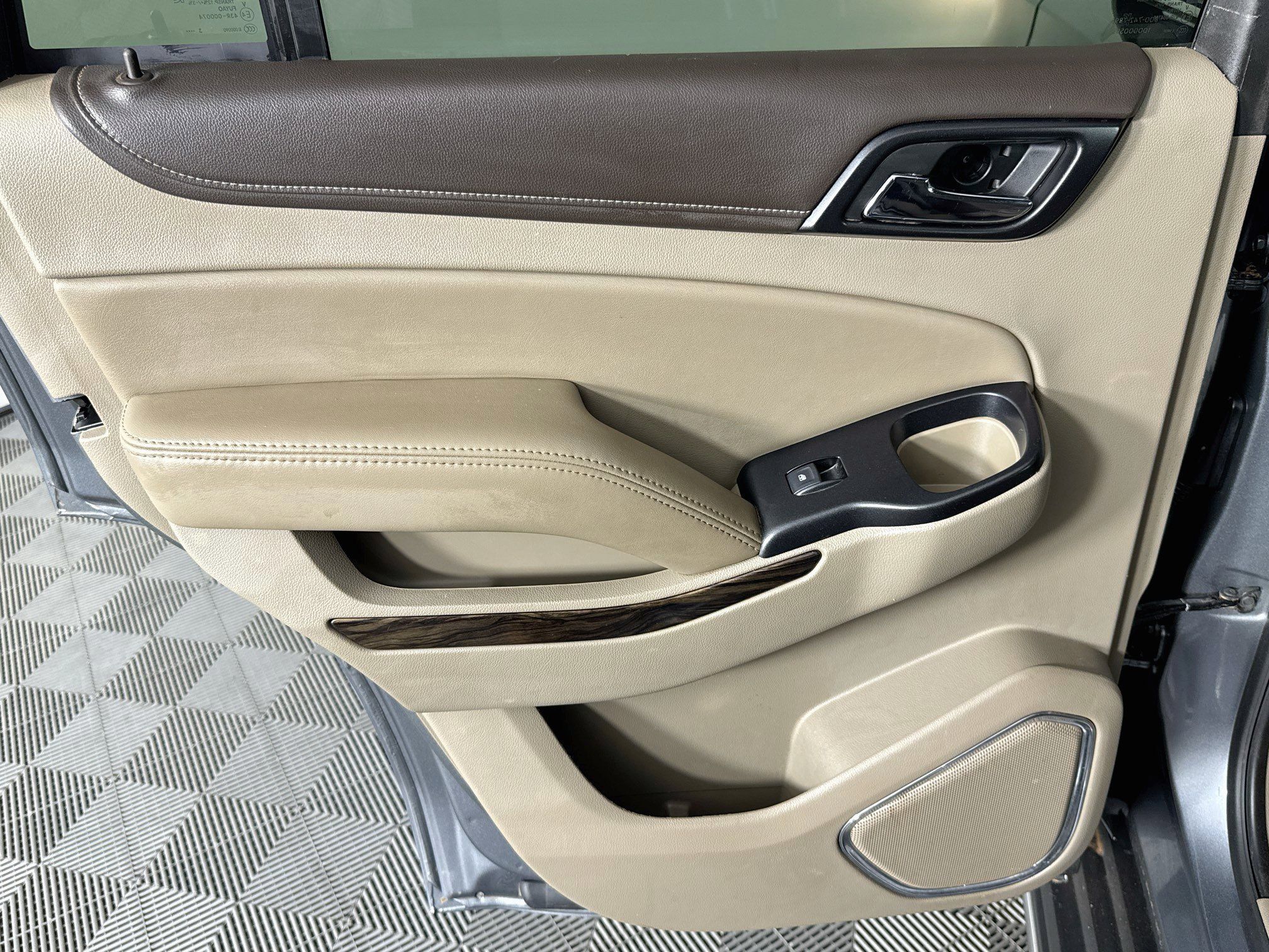 Used 2019 GMC Yukon SLT RWD image 22