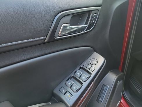 Used 2015 GMC Yukon SLT w/ Open Road Package AWD/4WD image 16