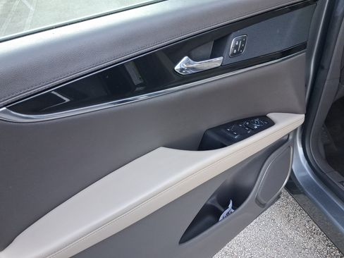 Used 2023 Lincoln Nautilus FWD image 13