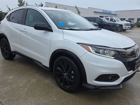 Used 2021 Honda HR-V Sport image 7