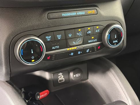 Used 2025 Ford Escape ST-Line Select AWD/4WD image 21