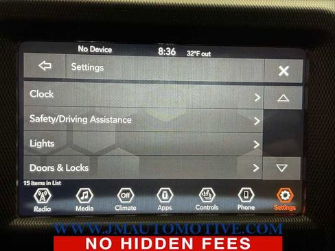 Used 2019 Jeep Wrangler Unlimited Sahara w/ Cold Weather Group image 31