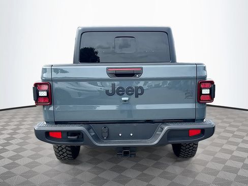 Used 2026 Jeep Gladiator Sport AWD/4WD image 7