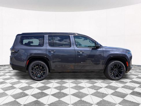 New 2026 Jeep Grand Wagoneer Summit AWD/4WD image 11