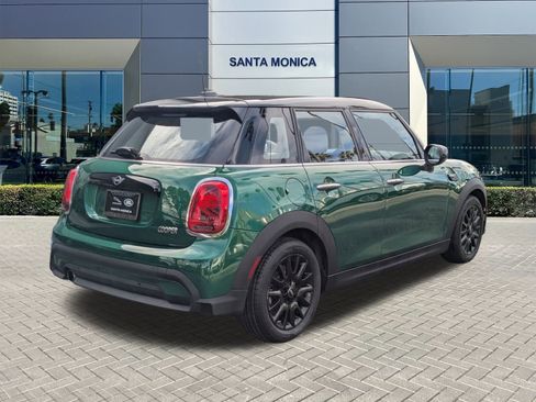 Used 2023 MINI Cooper 4-Door Hardtop image 5