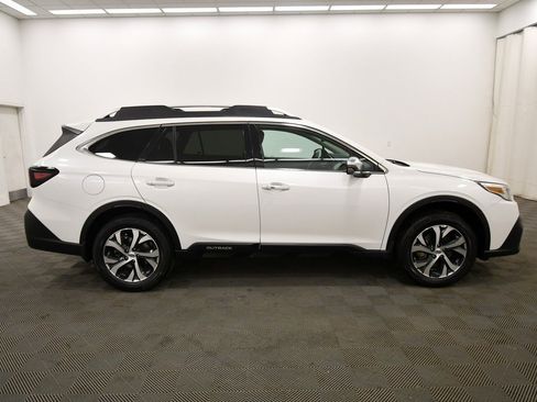 Used 2022 Subaru Outback Touring image 9