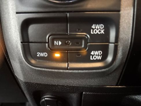 Used 2018 RAM 1500 Express w/ Express Value Package image 21