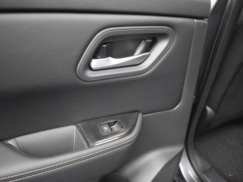 New 2026 Nissan Rogue SV image 15