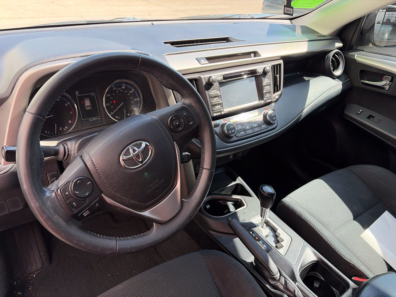 Used 2016 Toyota RAV4 XLE FWD image 11