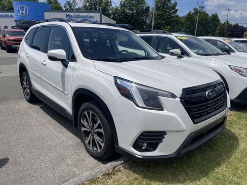 Used 2024 Subaru Forester Limited AWD/4WD image 1