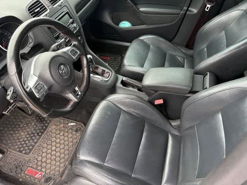 Used 2013 Volkswagen GTI Wolfsburg Edition FWD image 9