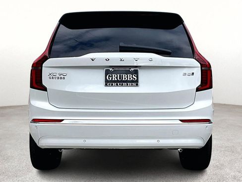 New 2026 Volvo XC90 B5 Core AWD/4WD image 7